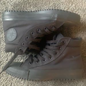 RARE Charcoal Rugged Converse  (Men’s 4/women’s 6)